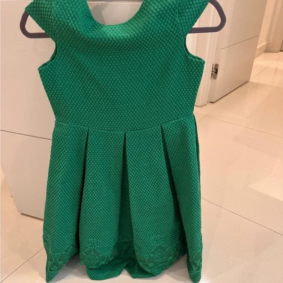 green emerald velvet dress Janie & Jack White & Green Dress – Tomorrow's Child Resale main image 0